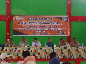 Panitia Pengawas Pemilu Kecamatan Lembak Kabupaten Muara enim Sosialisasi  pembekalan pada pengawas TPS