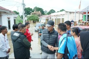 H.Elman,ST.MM PJ Walikota Prabumulih Turun Langsung Tinjau warga Masyarakat Kota Prabumulih yang Terdampak Banjir