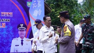 Pj.Walikota Prabumulih H.Elman,ST,MM Lounching Bedah Rumah Tidak Layak Huni,300 Rumah akan di Bedah di 12 Desa Prabumulih Sumatera Selatan