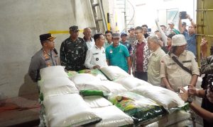 Bulan Suci Ramadhan Segera Tiba,H.Elman,ST,MM Sidak Gudang Agen dan Sub Distributor Sembako Kota Prabumulih