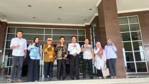Drs.Mulyadi Musa.MS.i Kepala Dinas Kominfo Wakili Pj.Walikota Prabumulih H.Elman,ST terima Kunjungan kerja Komisi III Kabupaten Bangka Provinsi Bangka Belitung Ke Dinas Komunikasi dan Informatika Kota Prabumulih Sumatera Selatan
