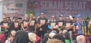 Pasangan Cawako dan Cawawako H.Arlan dan Franky Nsaril adakan senam sehat bersama dihalaman Hall Siang Malam Kota Prabumulih