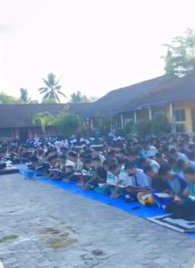 Giat SMAN 3 kota Prabumulih dalam membimbing dan Membina Para Peserta Didiknya dibidang Keagamaan Terutama Agama Islam Patut Mendapat Acungan Jempol