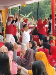 Warga Gunung Ibul Sambut Hangat Paslon 02 Ber_FiKir Sampaikan Programnya