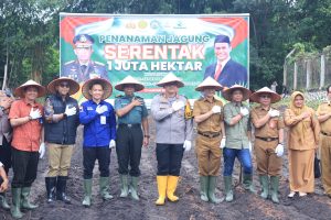 Pemerintah kota Prabumulih Dukung Program Swasembada Pangan,Tanam Jagung Serentak Polres Prabumulih