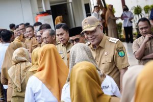 Tetap Kompak dan Berikan Banyak Manfaat Bagi Sesama, Bupati H M Toha Pimpin Apel Pagi