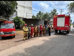 Tim Gabungan Sigap Padamkan Kebakaran di Mangun Jaya