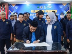 Pelantikan PWI Muba: Bupati H M Toha Tekankan Profesionalisme dan Etika Jurnalistik