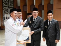 Bupati Muba Lantik 3 Kades Antar Waktu dan Pengurus DPC APDESI 2025–2030