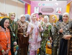 Ketua Dekranasda Muba Hadiri Puncak HUT Dekranas ke-45