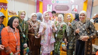 Ketua Dekranasda Muba Hadiri Puncak HUT Dekranas ke-45