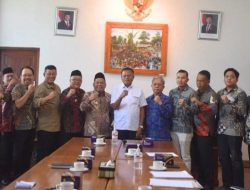 Niat Kembangkan Budidaya Tanaman Cengkeh H.Arlan lakukan Kunjungan Keja Ke Kabupaten Jombang