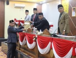 H.Deni Victoria,S.H.,M.Si Pimpin Rapat Paripurna DPRD Ke-XXIII Penyampaian Pandangan Umum Anggota Dewan atas Laporan Pertanggungjawaban APBD TA 2025