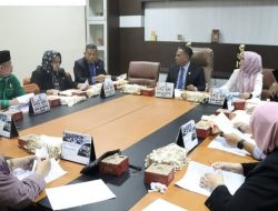 H.Deni Victoria,S.H.,M.Si Pimpin Rapat Badan Musyawarah (Bamus) DPRD Kota Prabumulih
